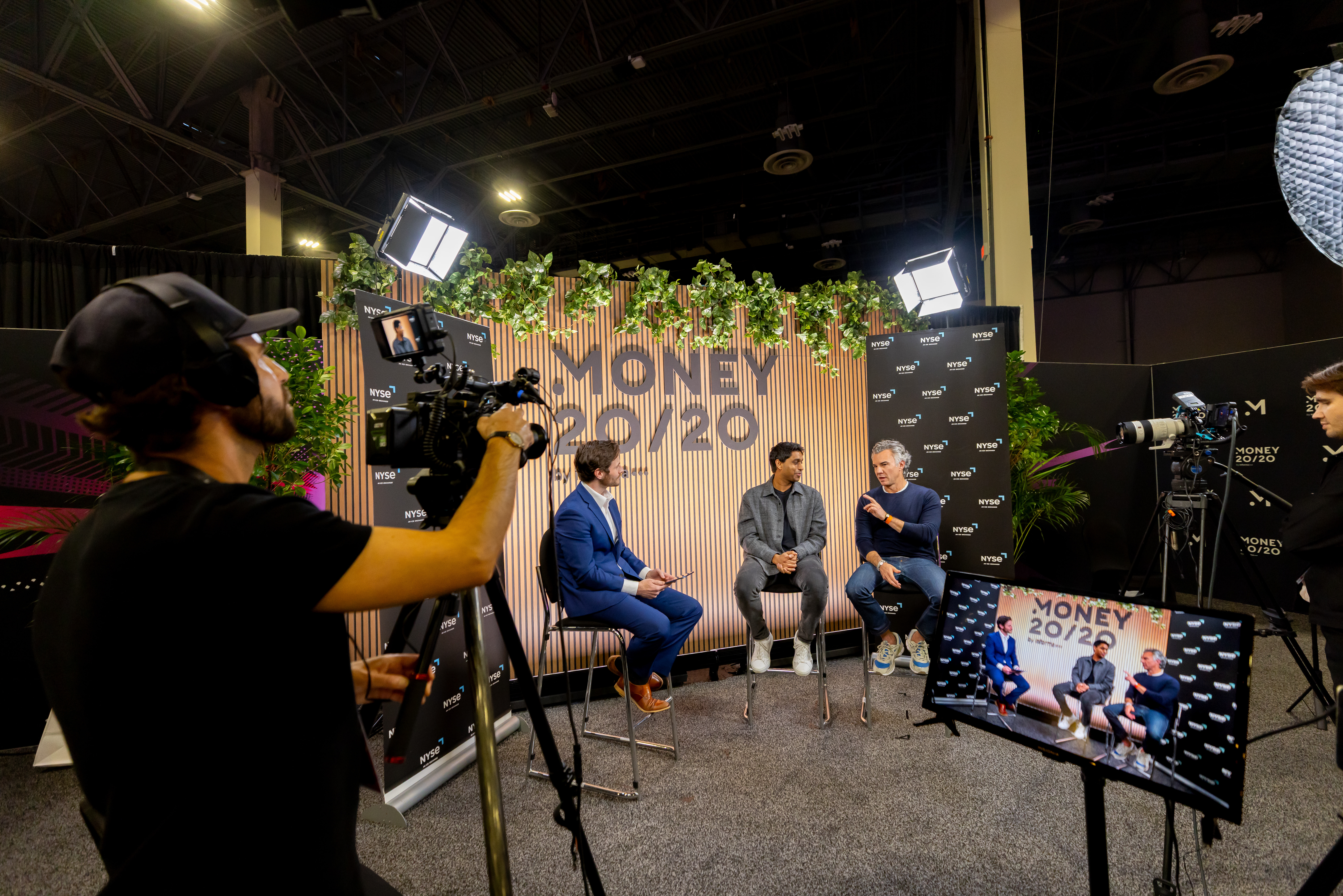 Money 20/20 conference floor moment