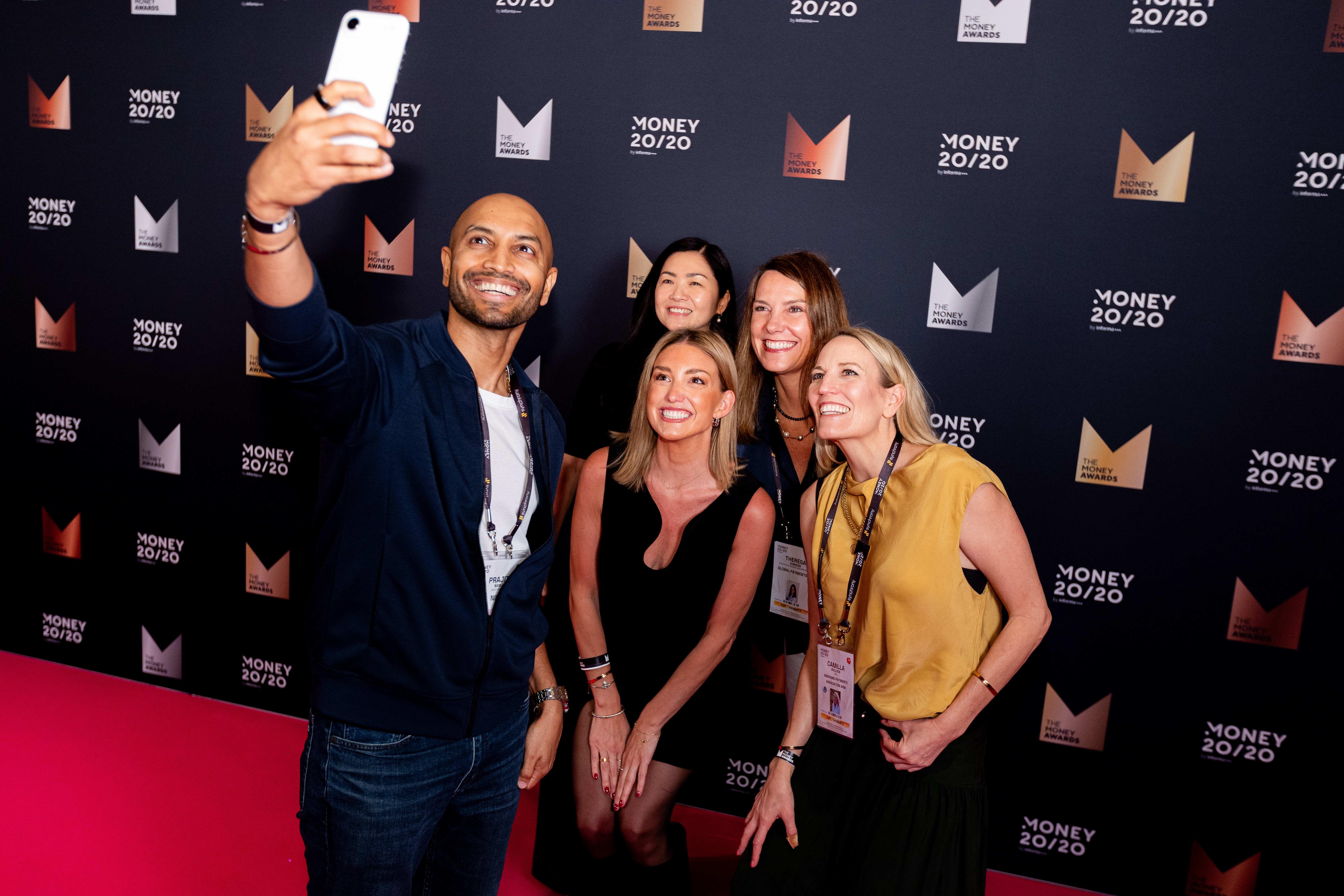 Money Awards selfie on the red carpet